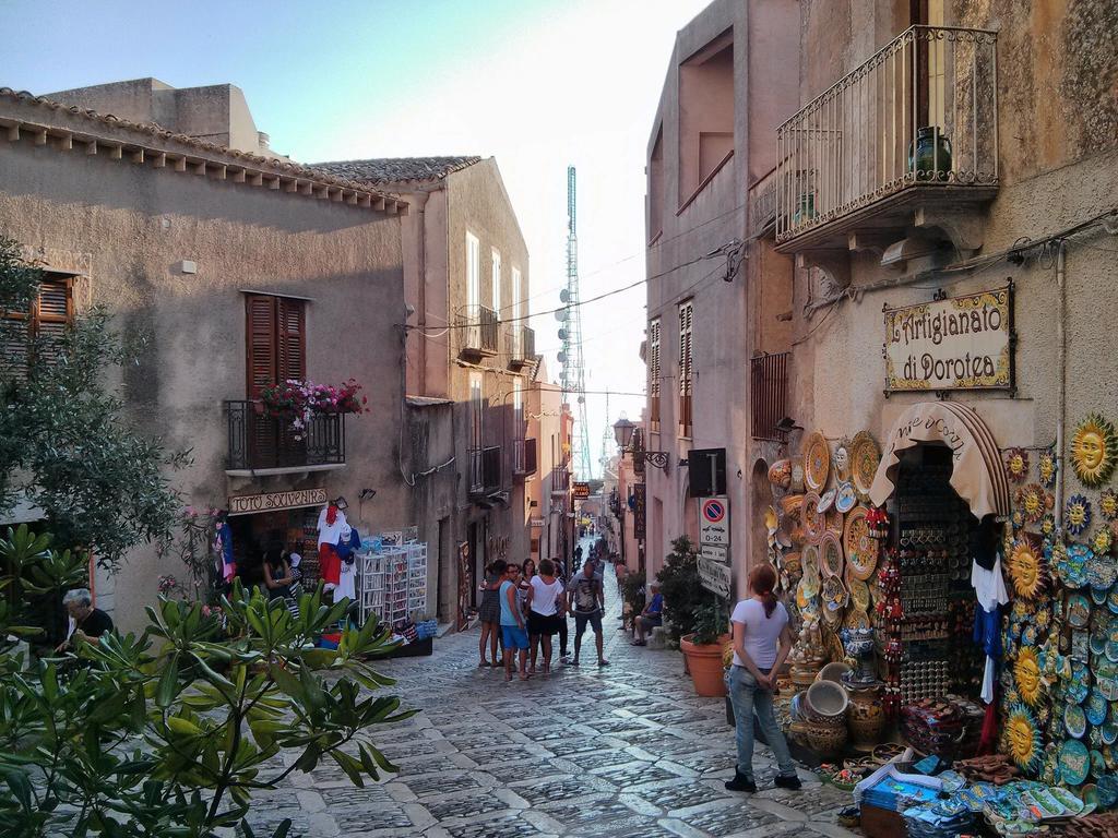 Casa Del Clown Trapani Buitenkant foto